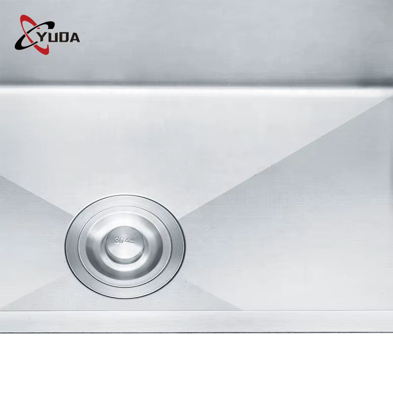 304 Stainless Steel Material Handmade Kitchen Sink with Drainer