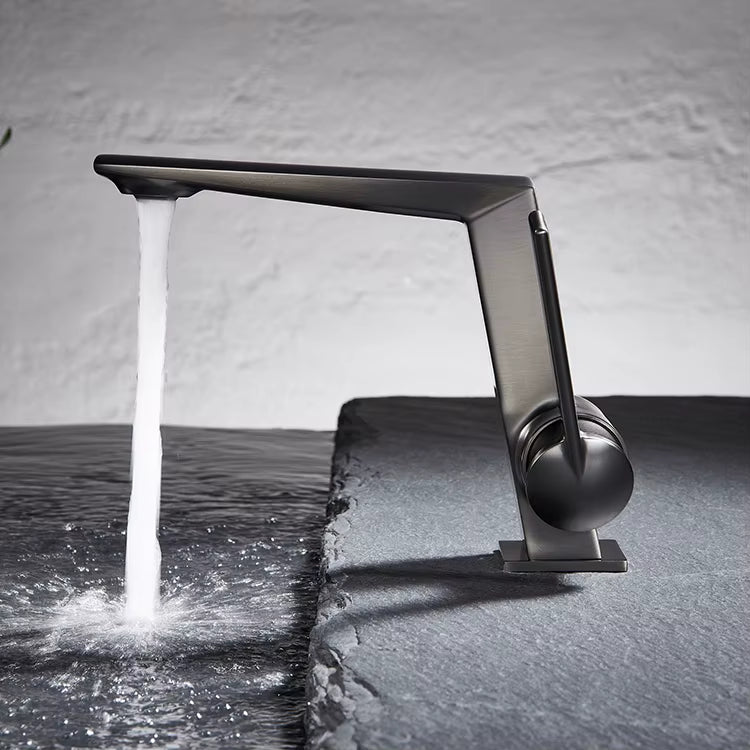 Deck Mounted Single Hole Single Lever Bathroom Sink Faucet