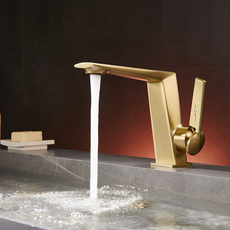 Deck Mounted Single Hole Single Lever Bathroom Sink Faucet