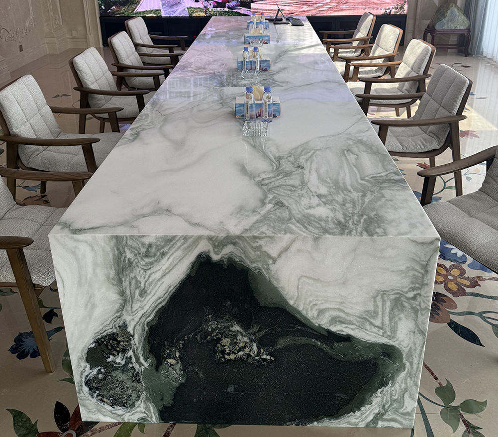 Panda White Marble 1600 mm × 3200mm x 18mm