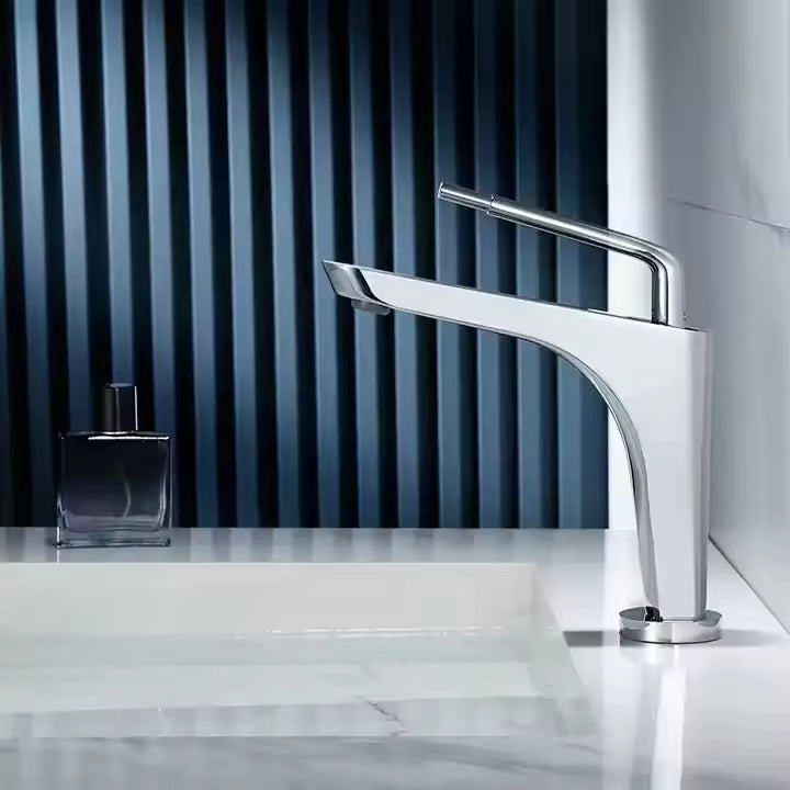 Luxury Lavatory Brass Water Tap Design for Vanity